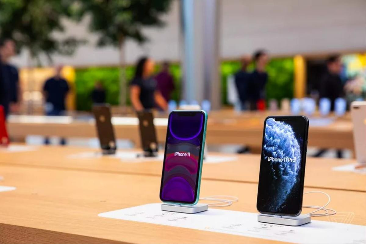 Bên trong Apple Store 'khối hộp' huyền thoại sau hai năm đóng cửa sửa chữa: Đẹp như một kiệt tác! Ảnh 6