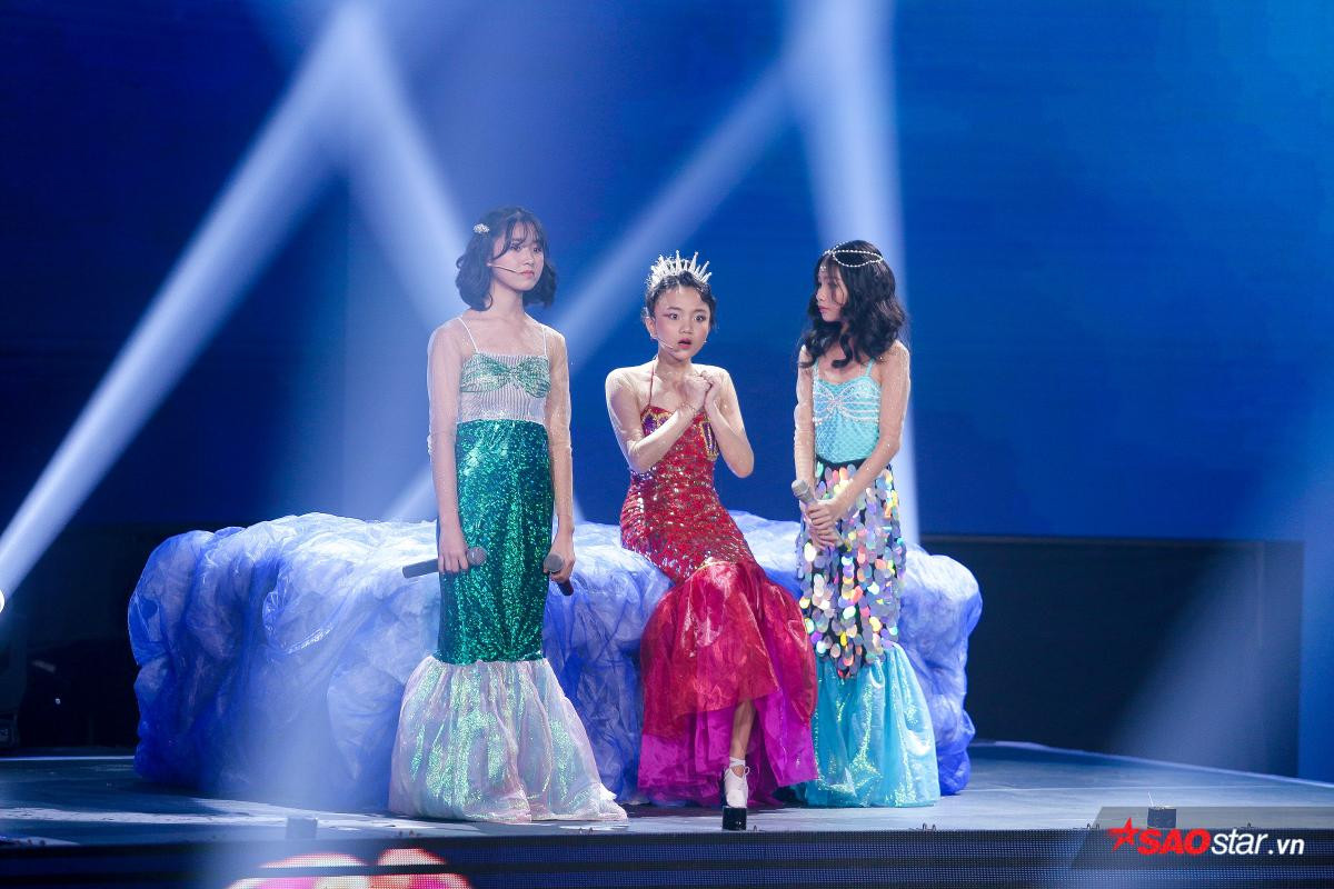 Tập 11 The Voice Kids: Quỳnhcực nét' gây choáng, 'Ch Anh diễn 'ị 3 Bạch Tuộc' Minh Hằng chiếm trọn spotlight Ảnh 2