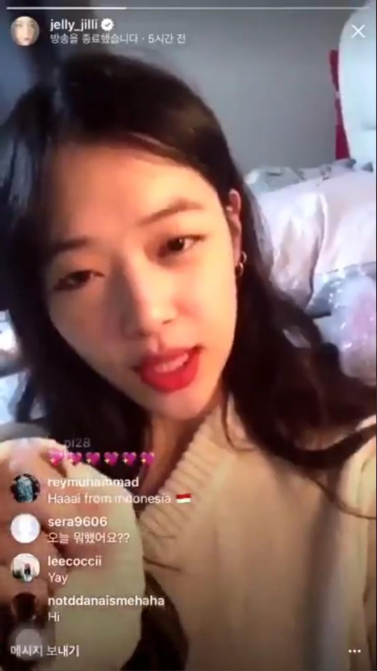 Clip Sulli livestream trước khi tự tử chết: 'Mọi người đừng hiểu lầm mình, mình không phải người xấu đâu' Ảnh 3