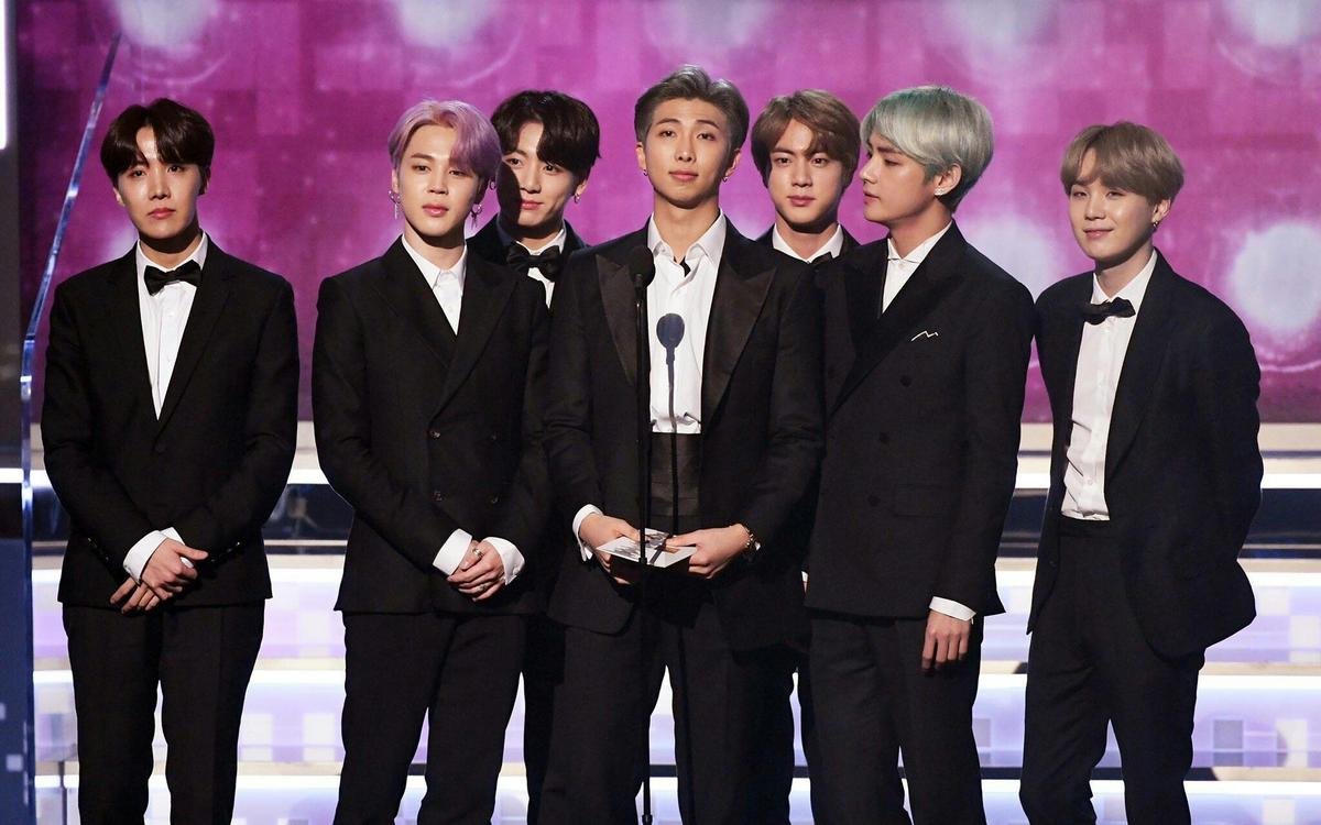 Grammy vừa bắt đầu bỏ phiếu đề cử, Big Hit Ent xuất bản trang quảng cáo cho BTS tại hạng mục gây chú ý Ảnh 2