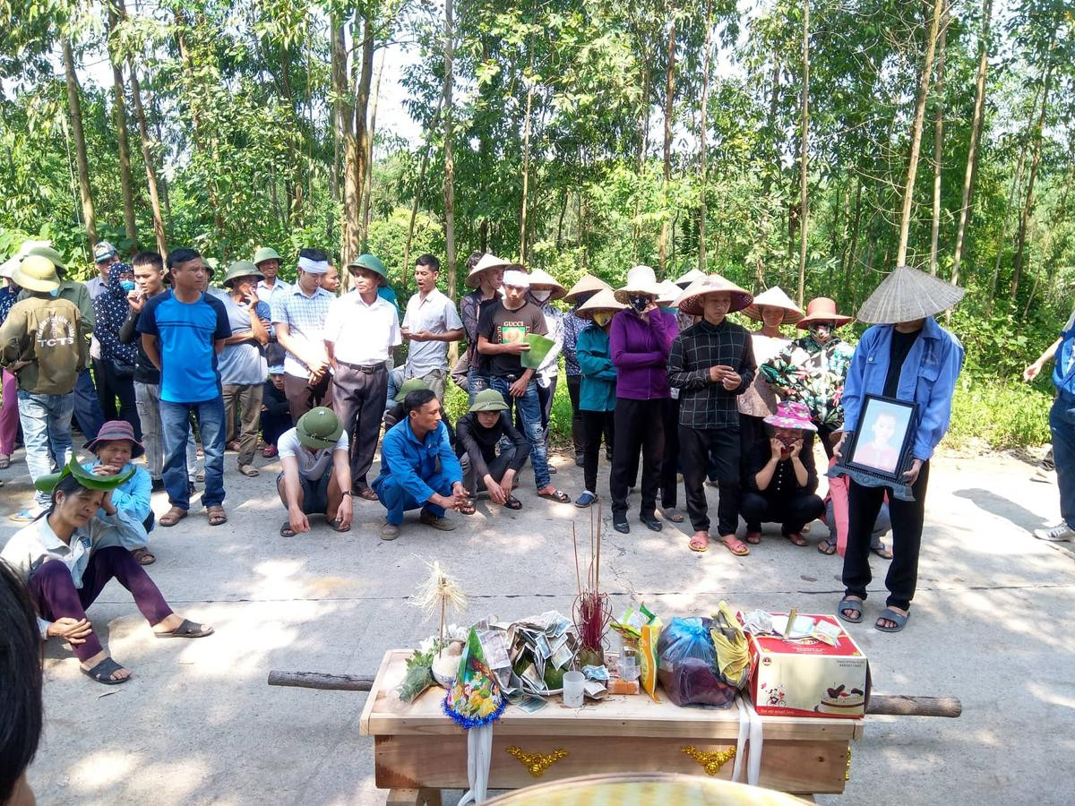 Gia cảnh đáng thương của gia đình gặp nạn khiến mẹ cùng hai con nhỏ tử vong: Người chồng vẫn chưa biết vợ con qua đời Ảnh 5