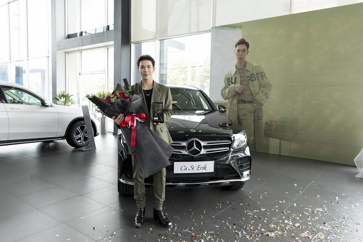 Erik tậu Mercedes-Benz GLC 300