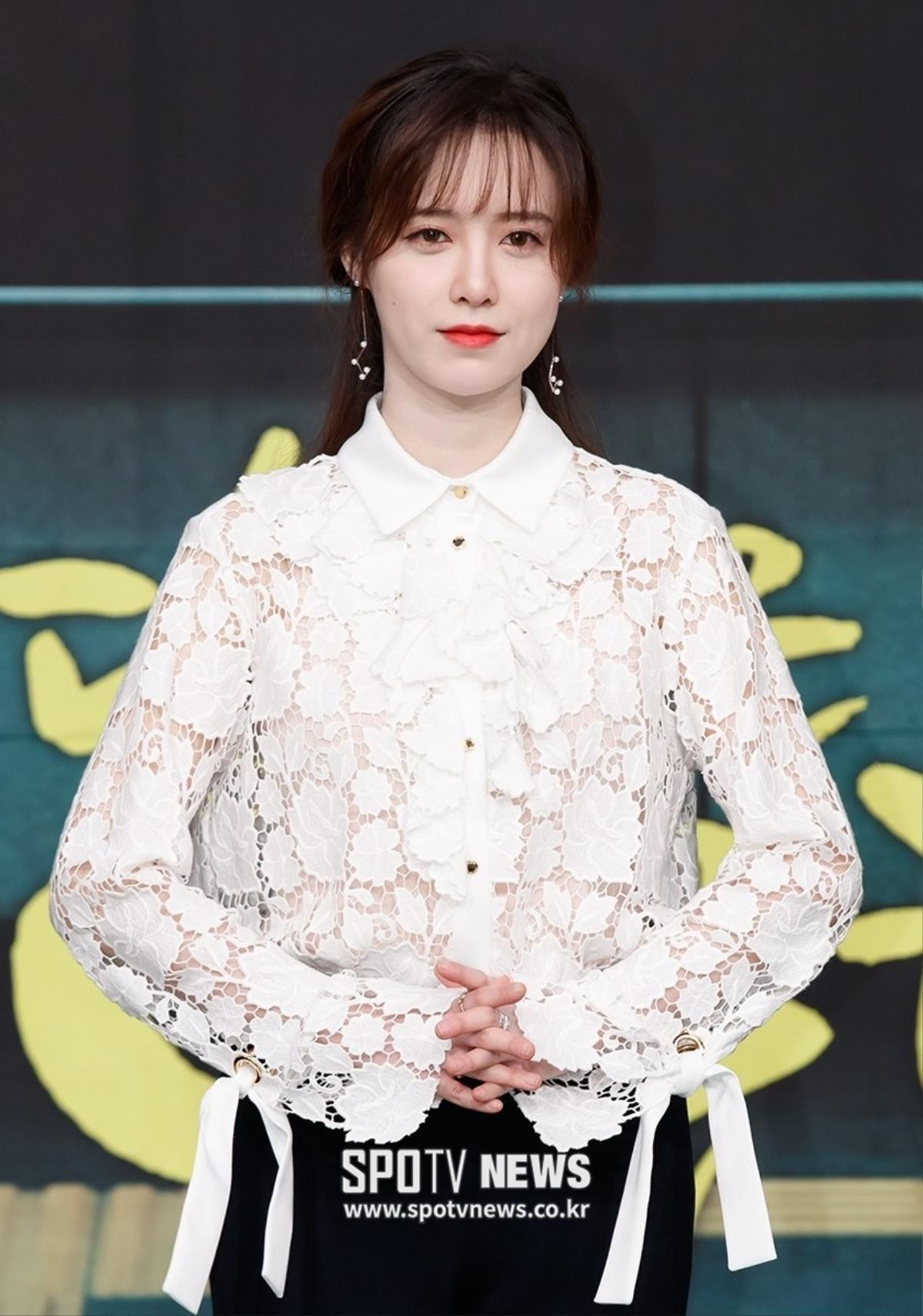 Phản ứng của Knet trước bài hát 'chết chóc' của Goo Hye Sun: 'Đừng hành hạ Ahn Jae Hyun nữa!' Ảnh 7