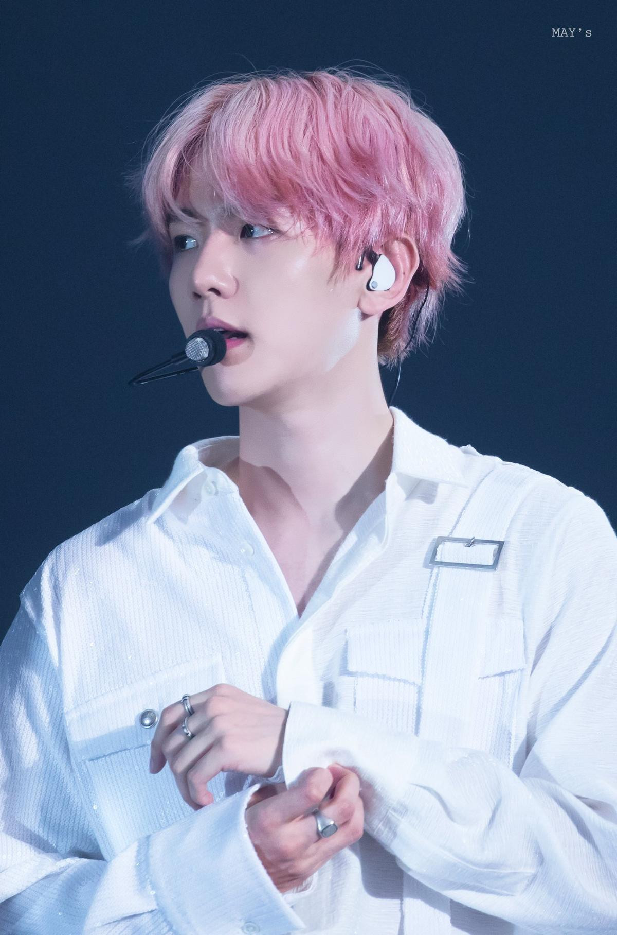 Bị ho liên tục trong phần solo tại concert và cách lấy lòng fan từ Baekhyun (EXO) Ảnh 3