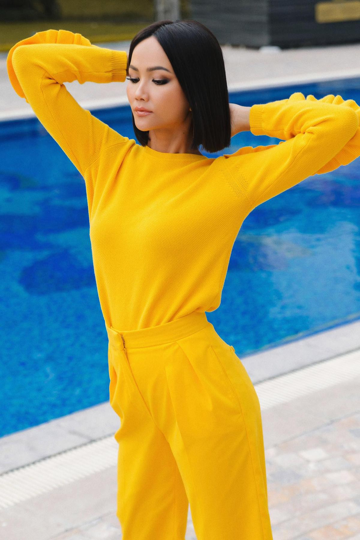 H'Hen Niê rút lui 'về quê trồng rau', Võ Hoàng Yến 'cân drama' Miss Universe Vietnam 2019? Ảnh 6