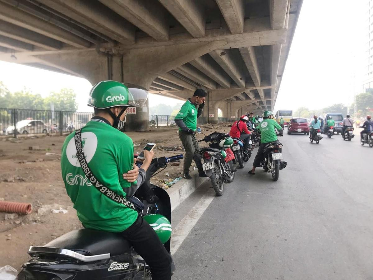 Nỗi niềm sinh viên chạy xe ôm công nghệ: 'Làm nghề này ai cũng ít nhất một lần bị khách quỵt tiền, đối diện với nguy hiểm' Ảnh 2