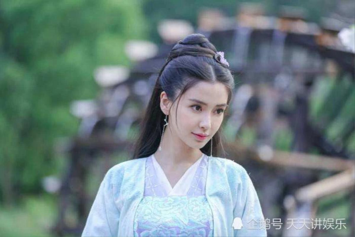 Xuất hiện chỉ 10 giây, Angelababy bất ngờ chinh phục được khán giả bằng cảnh khóc trong 'Trung Quốc cơ trưởng' Ảnh 2