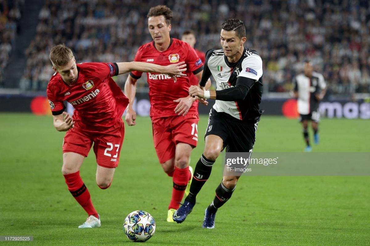 Ronaldo thể hiện đẳng cấp, Juventus 'đè bẹp' Bayer Leverkusen Ảnh 2