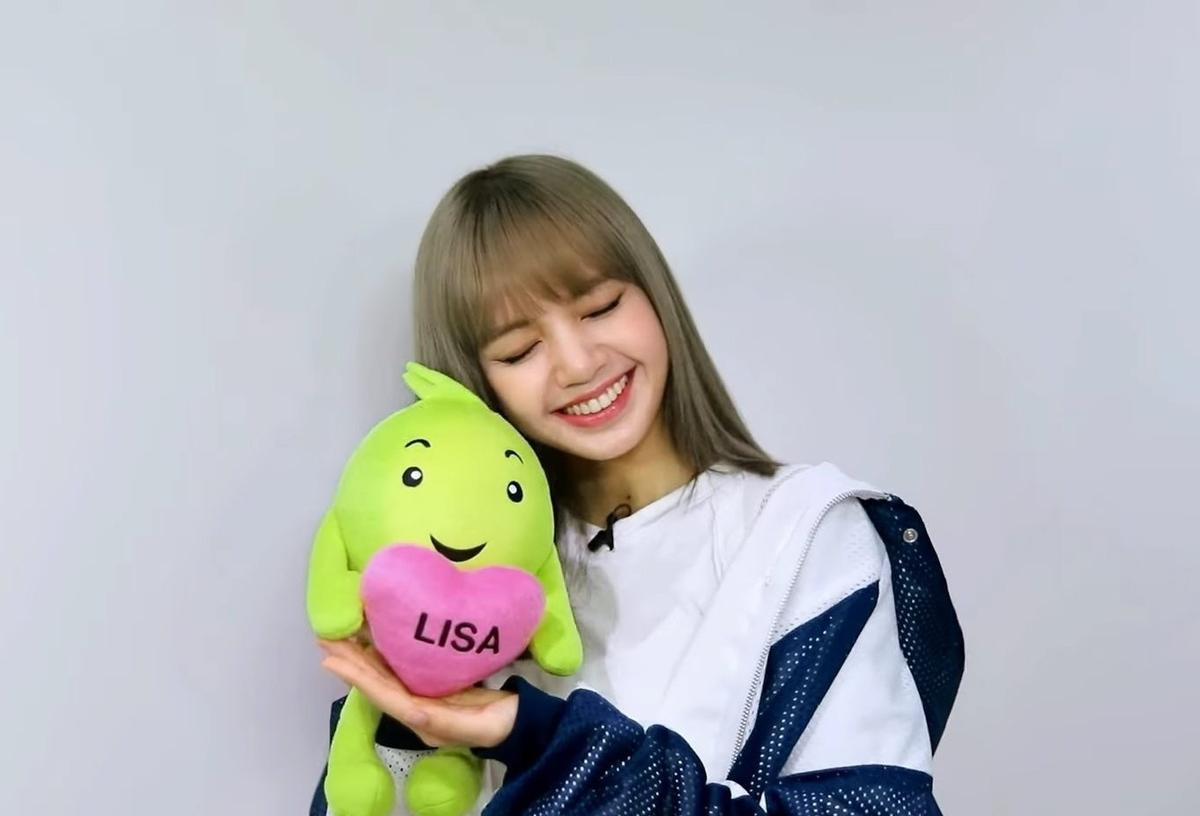 Lý do vì sao Lisa (BlackPink) không tham gia các hoạt động cùng AIS Family? Ảnh 1