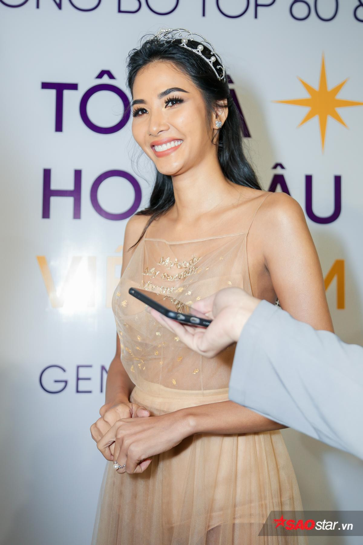 H'Hen Niê vắng mặt, Hoàng Thùy 'chiếm spotlight' hội ngộ Top 60 Miss Universe Vietnam 2019 Ảnh 6