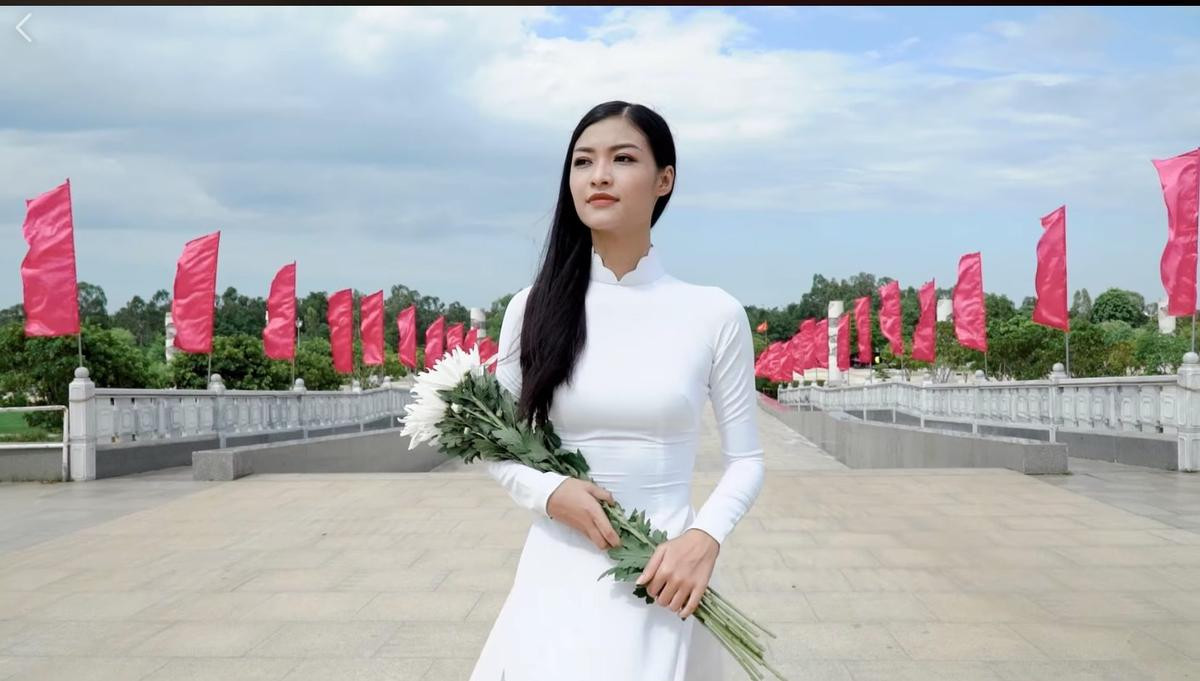 Miss Grand Int' 2019: Diện áo dài đẹp nền nã, Kiều Loan gây xúc động với Video Intro đặc biệt Ảnh 5