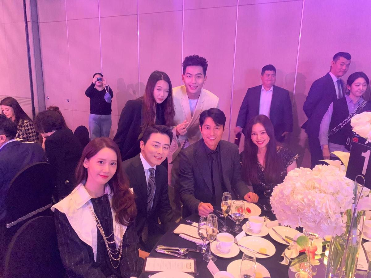 'Sướng rơn' vì gặp Yoona - Jo Jung Suk, Quốc Anh không quên hài hước: 'Đứng cạnh mình vẫn cao hơn' Ảnh 1