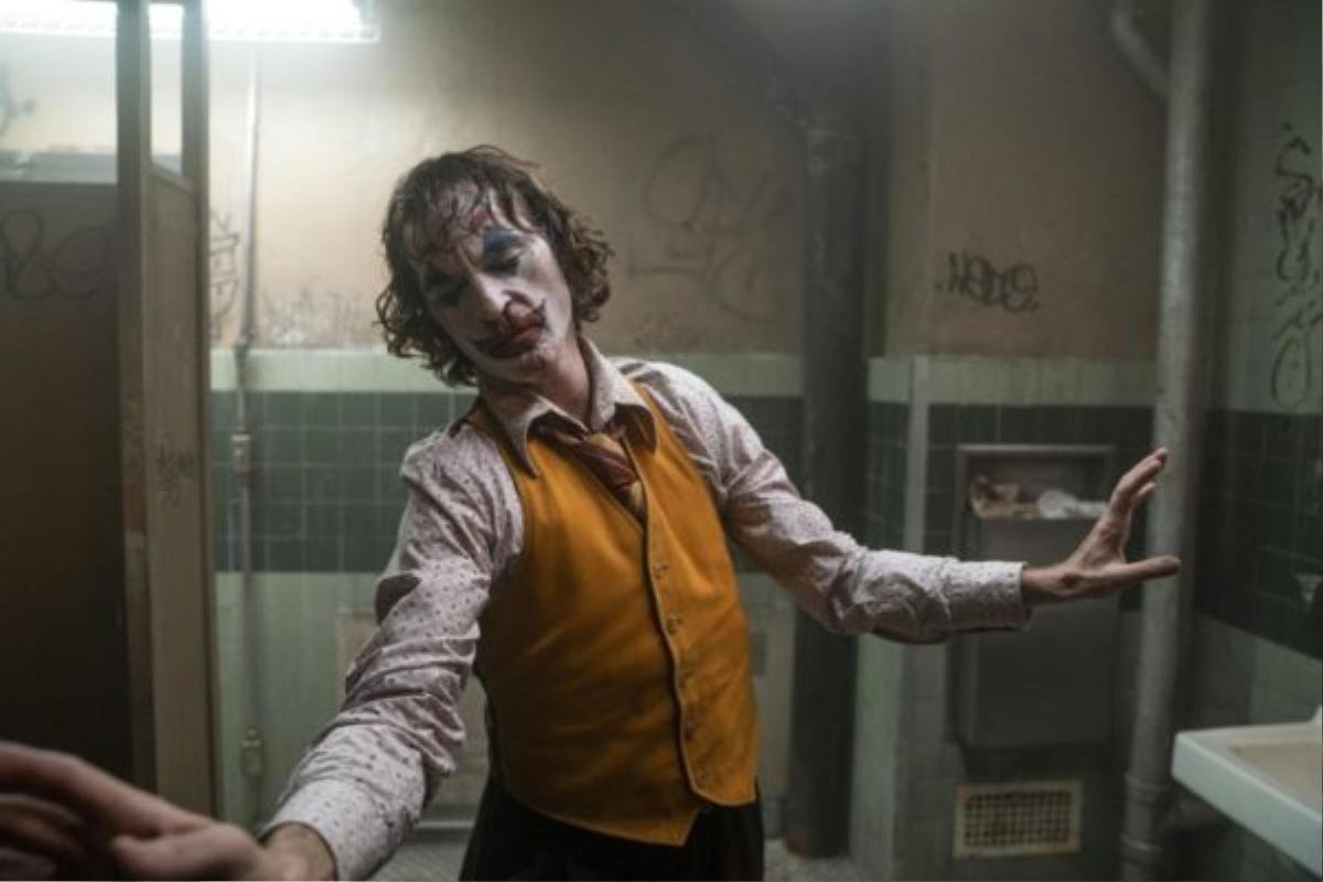 Nằm ngoài DCEU, Joker được diễn ra chính xác vào năm nào? Ảnh 3