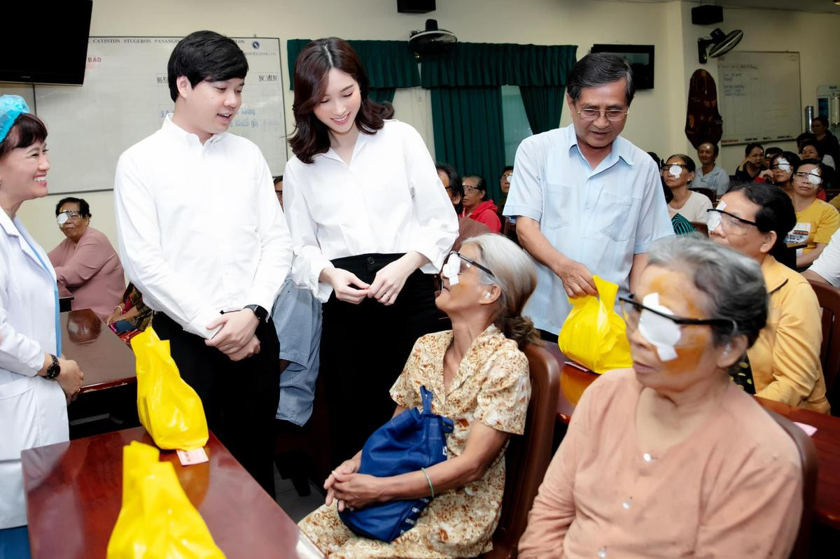 Vợ chồng Đặng Thu Thảo kỷ niệm 2 năm ngày cưới bằng hoạt động thiện nguyện ý nghĩa Ảnh 4