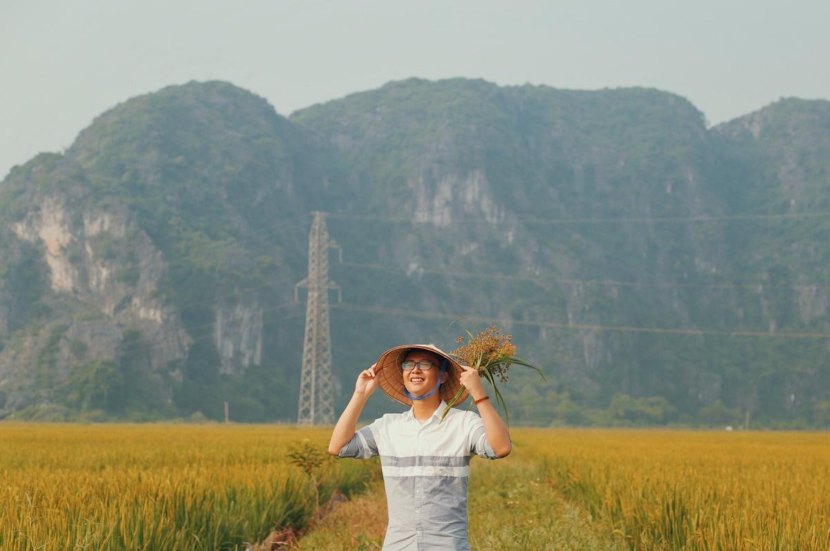 Chiêm ngưỡng mùa thu Ninh Bình lãng mạn với 'nghìn lẻ một' góc chụp tuyệt đẹp qua ống kính travel blogger nổi tiếng Ảnh 2