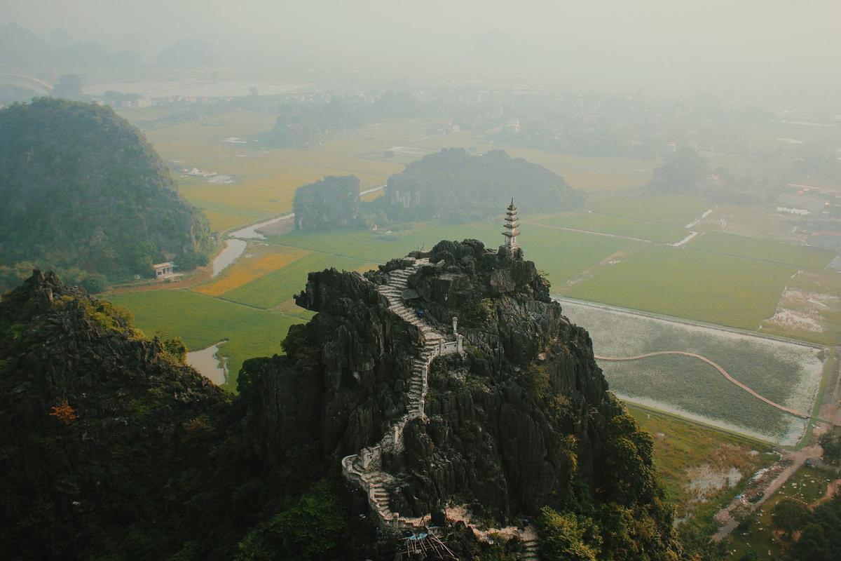 Chiêm ngưỡng mùa thu Ninh Bình lãng mạn với 'nghìn lẻ một' góc chụp tuyệt đẹp qua ống kính travel blogger nổi tiếng Ảnh 18