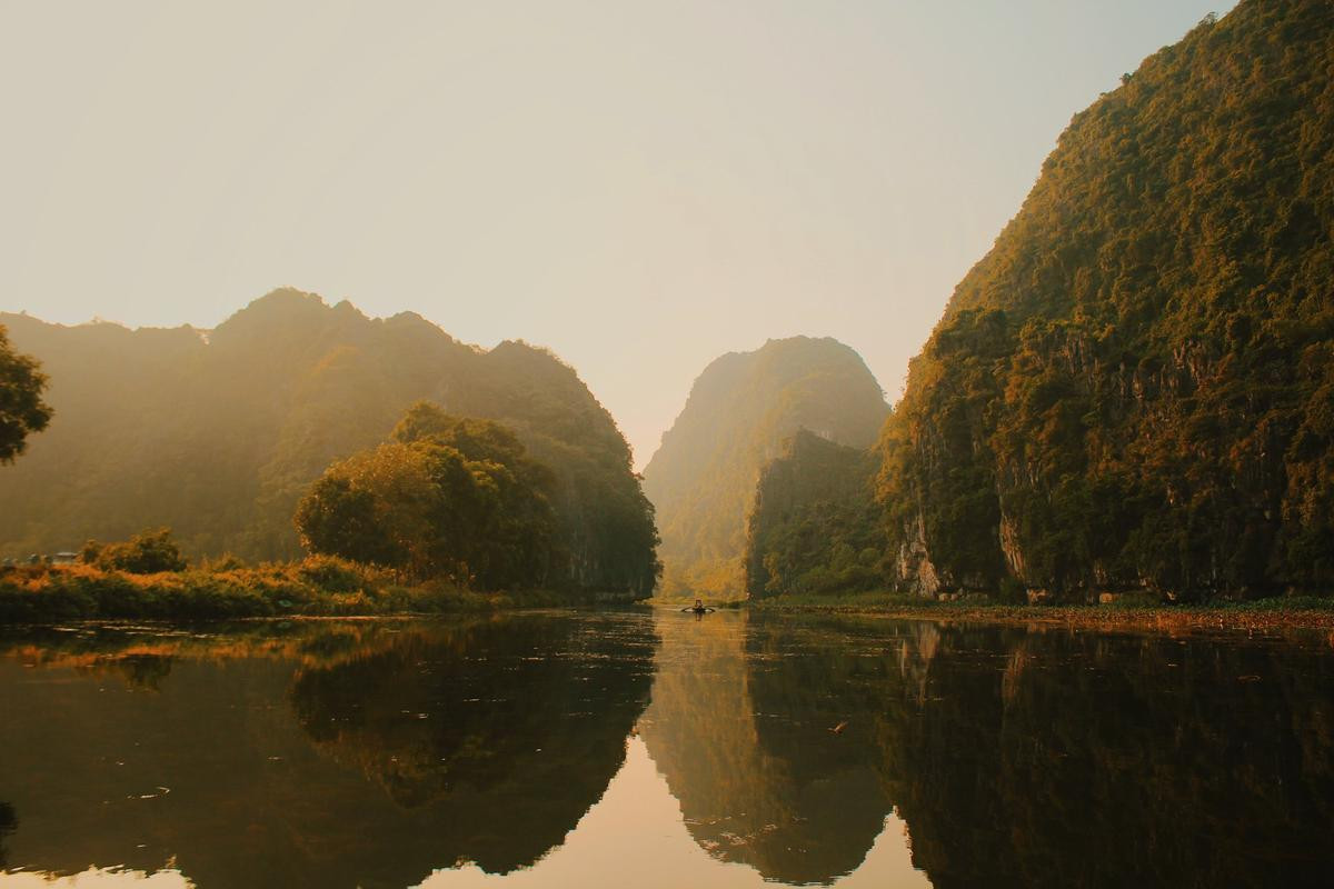 Chiêm ngưỡng mùa thu Ninh Bình lãng mạn với 'nghìn lẻ một' góc chụp tuyệt đẹp qua ống kính travel blogger nổi tiếng Ảnh 5