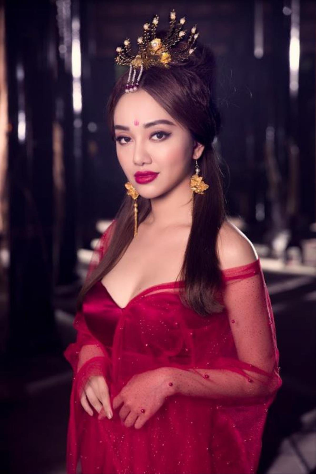 'Đọ' nhan sắc xinh đẹp 5 hotgirl bước ra từ những MV 'triệu view' thuộc top trending của sao Việt Ảnh 19