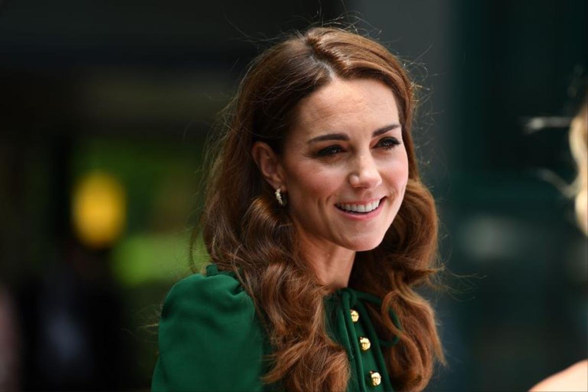 Kate Middleton nhận cơn mưa lời khen khi lần đầu nhuộm tóc ánh vàng Ảnh 8