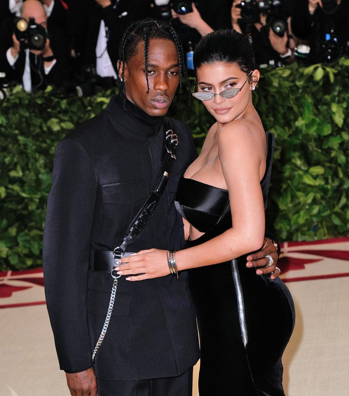 Kylie Jenner và Travis Scott quay về với nhau sau một tháng 'nghỉ xả hơi' Ảnh 2