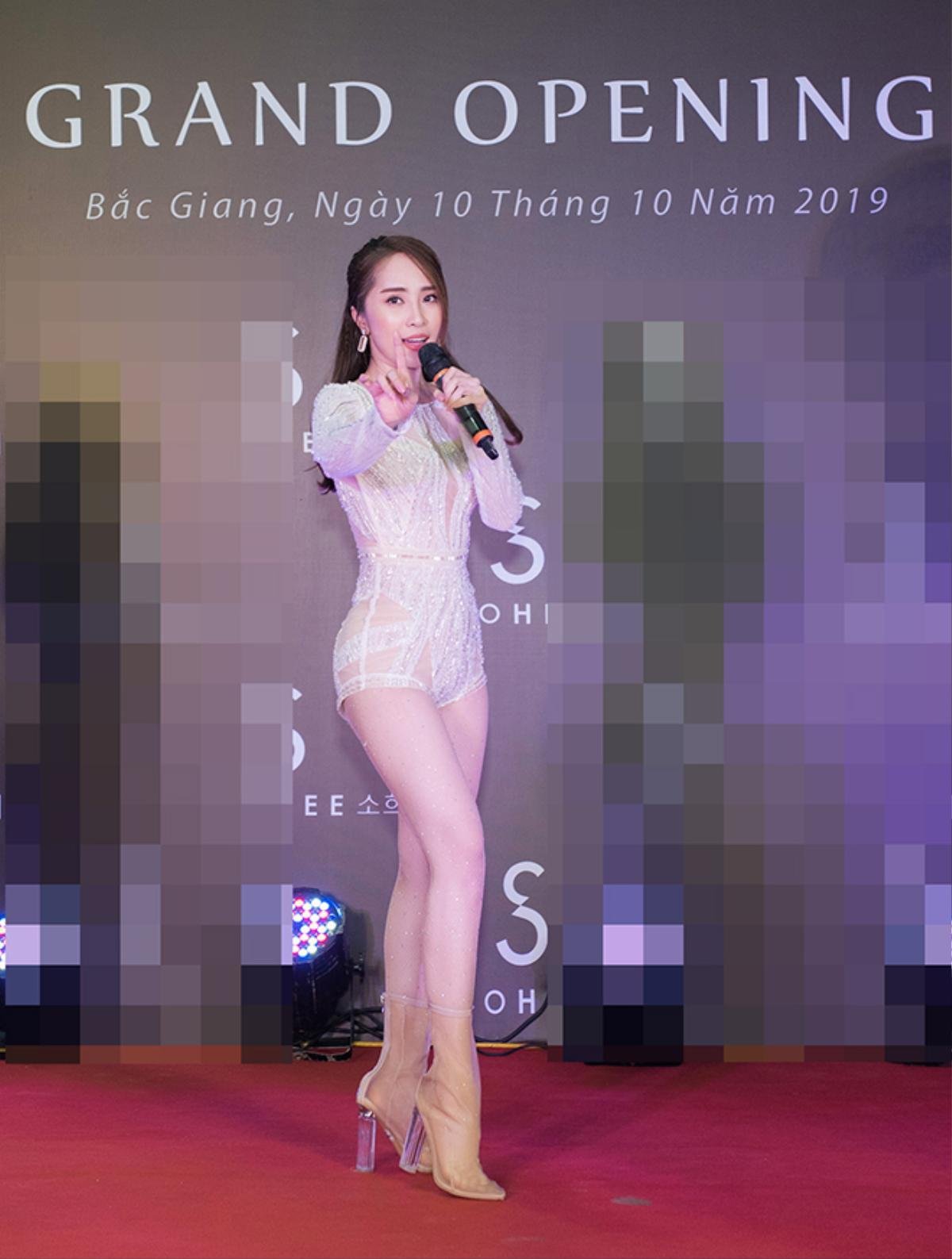 'Nhã tiểu tam' Quỳnh Nga hội ngộ ‘Trà Tuesday’ Lương Thanh, cùng diện váy hồng ngọt ngào Ảnh 5