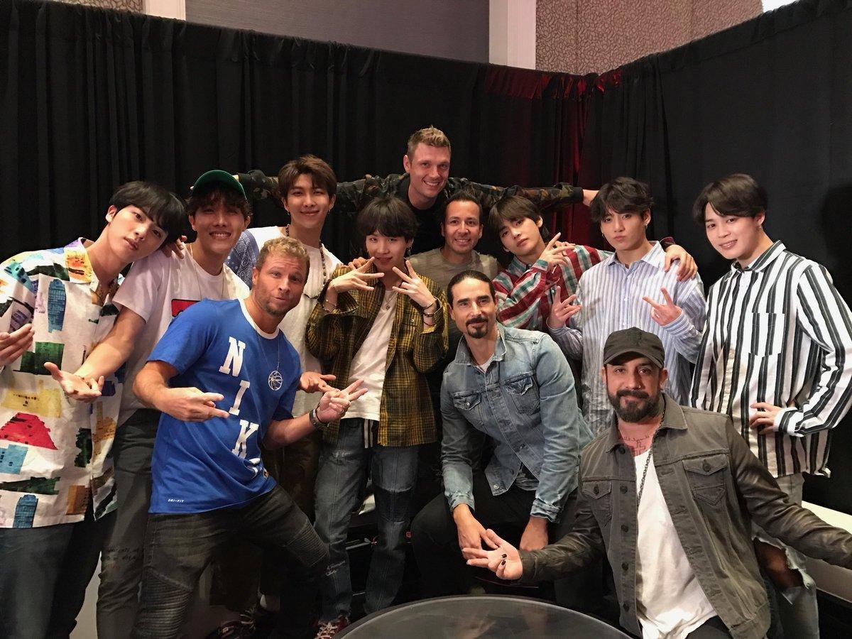 Ban nhạc huyền thoại Backstreet Boys hết lời ngợi khen BTS ngay trên sóng phát thanh trực tiếp Ảnh 3