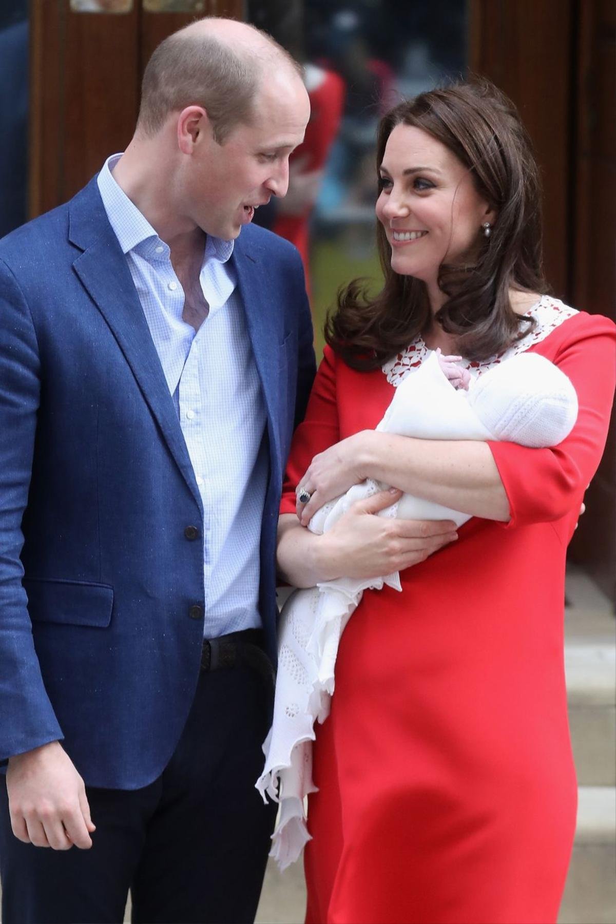 Hành trình từ thường dân đến công nương hoàng gia được triệu người yêu mến của Kate Middleton Ảnh 34