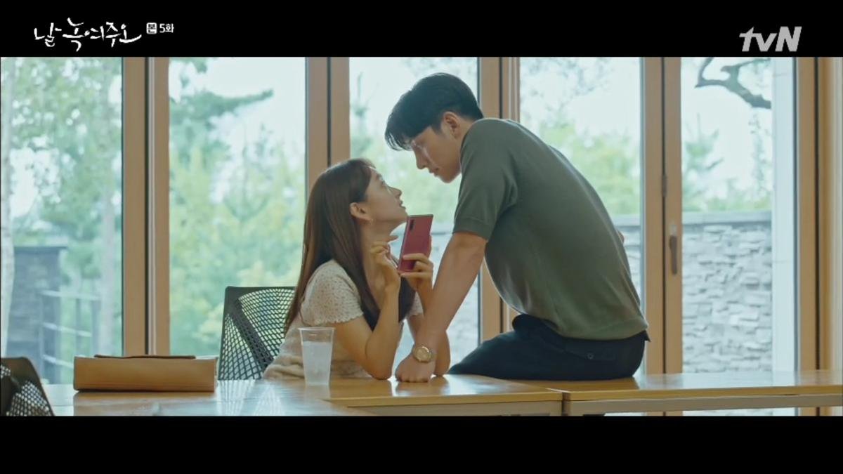 Phim 'Melting Me Softly' tập 5: Ji Chang Wook bỏ mặc Yoon Se Ah sau khi bị phản bội, nảy sinh tình cảm với Won Jin Ah? Ảnh 1