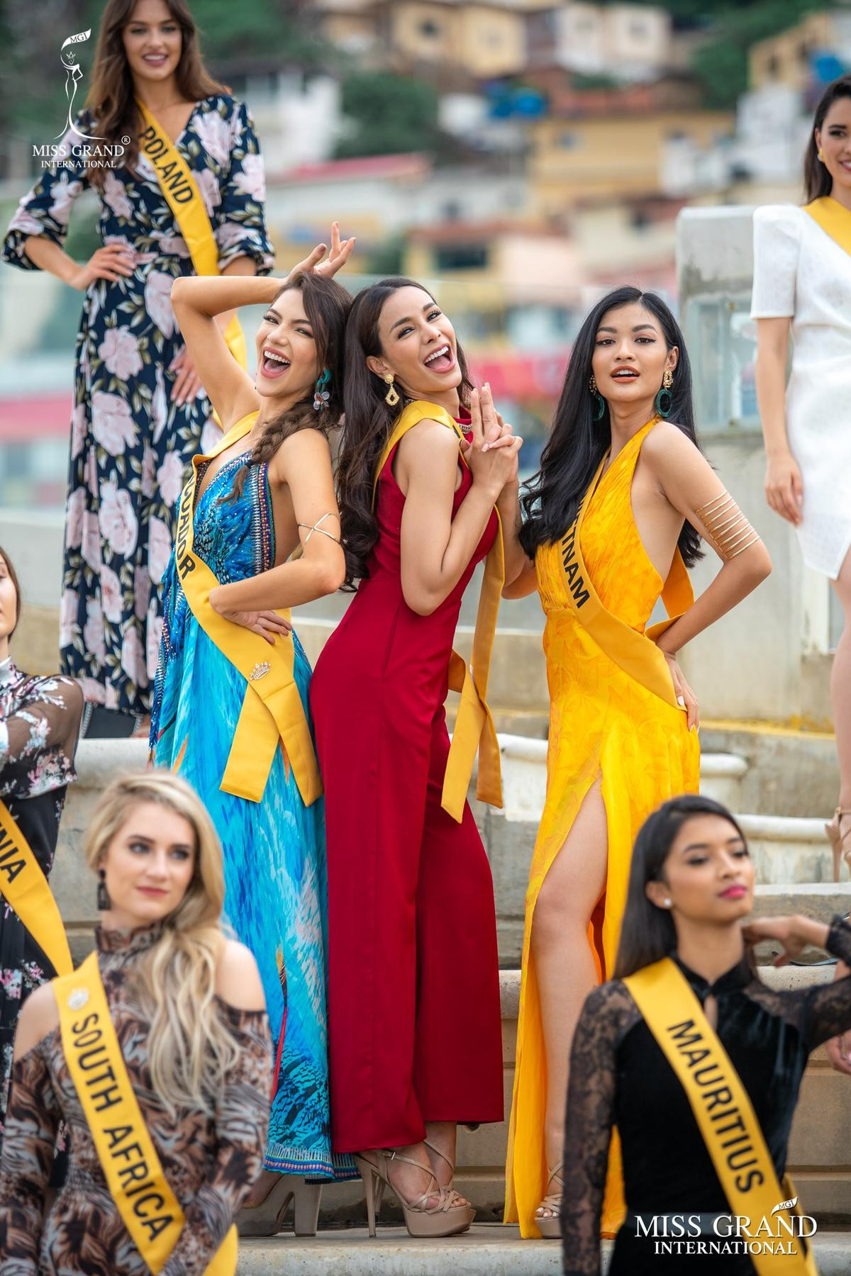 Thái Lan 'rớt', Kiều Loan trụ vững Top 11 mỹ nhân hot nhất Miss Grand Int': Sớm vào Top 3! Ảnh 9