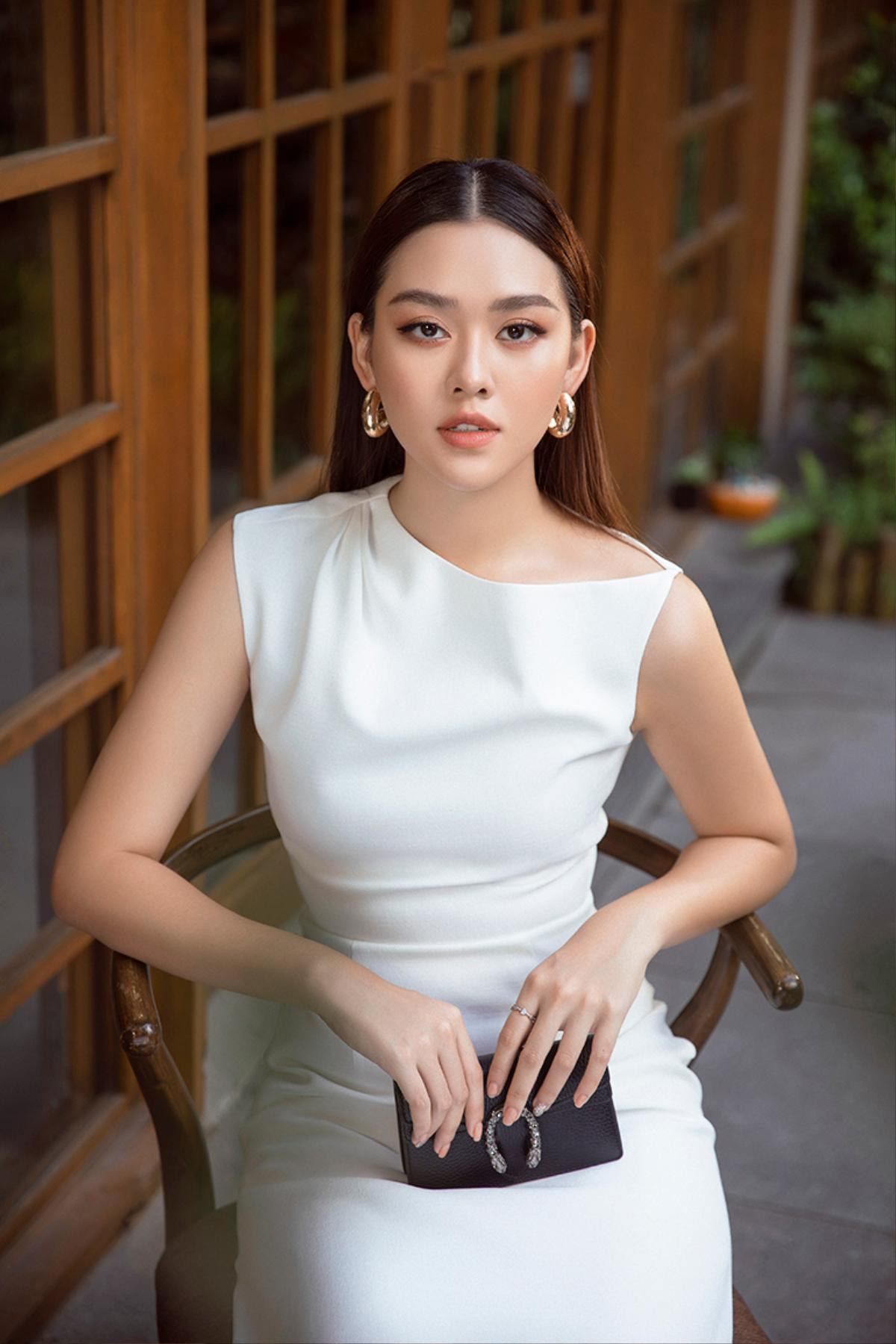 Tan chảy vì nhan sắc hơn người của Á hậu Tường San trước ngày đi thi Miss International 2019 Ảnh 12