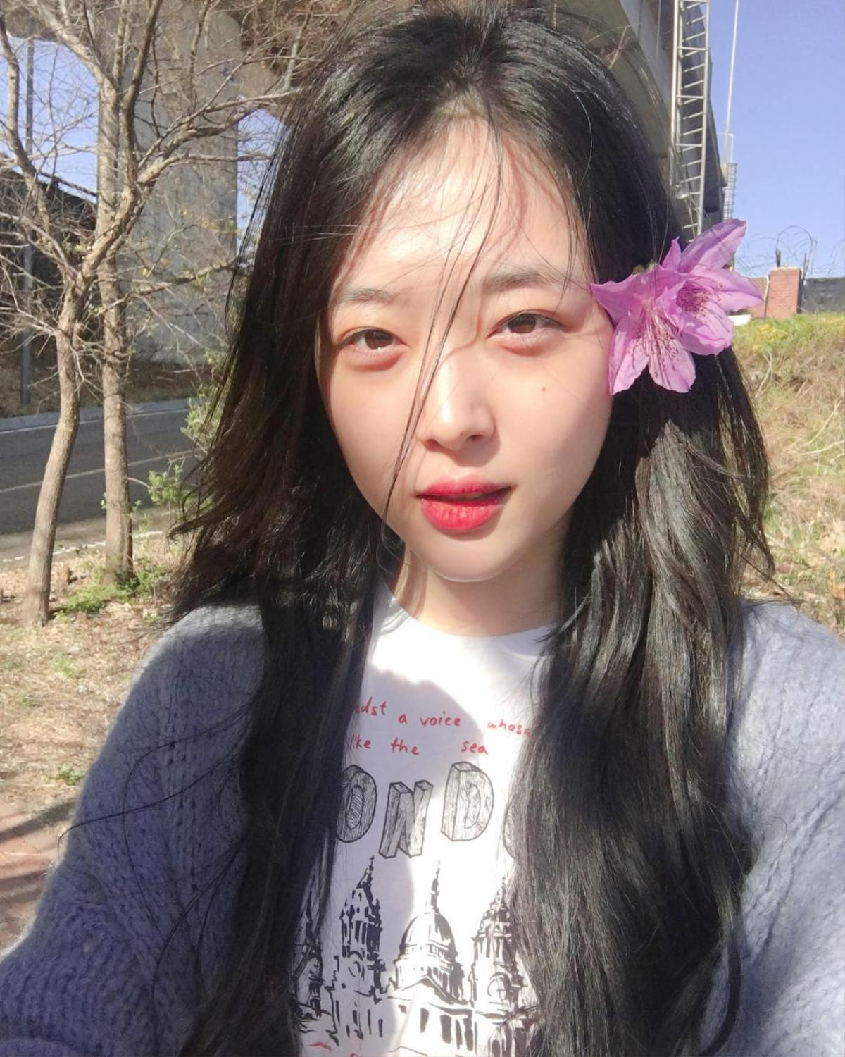 Shock: Sulli f(x) qua đời ở tuổi 25, cảnh sát đã tìm thấy thi thể nghi ngờ tự tử Ảnh 1