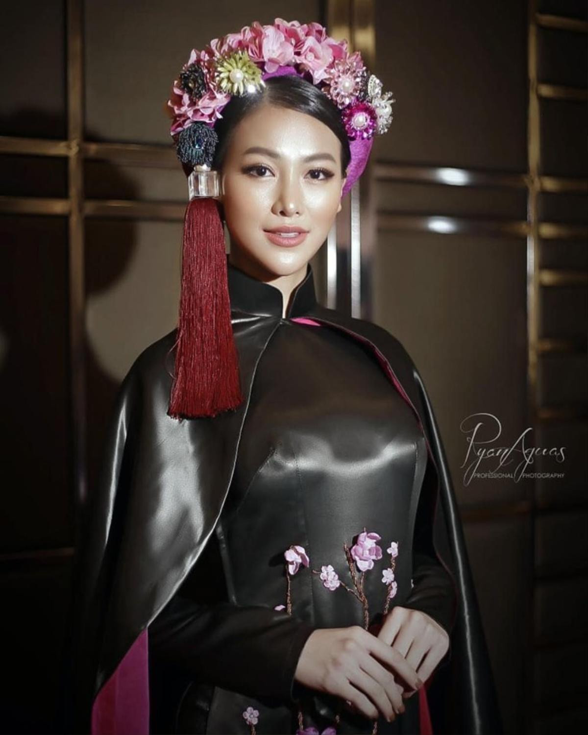 Diện áo dài 'hoành tráng', Phương Khánh đẹp quyền lực ngay đêm National Costume Miss Earth 2019 Ảnh 4