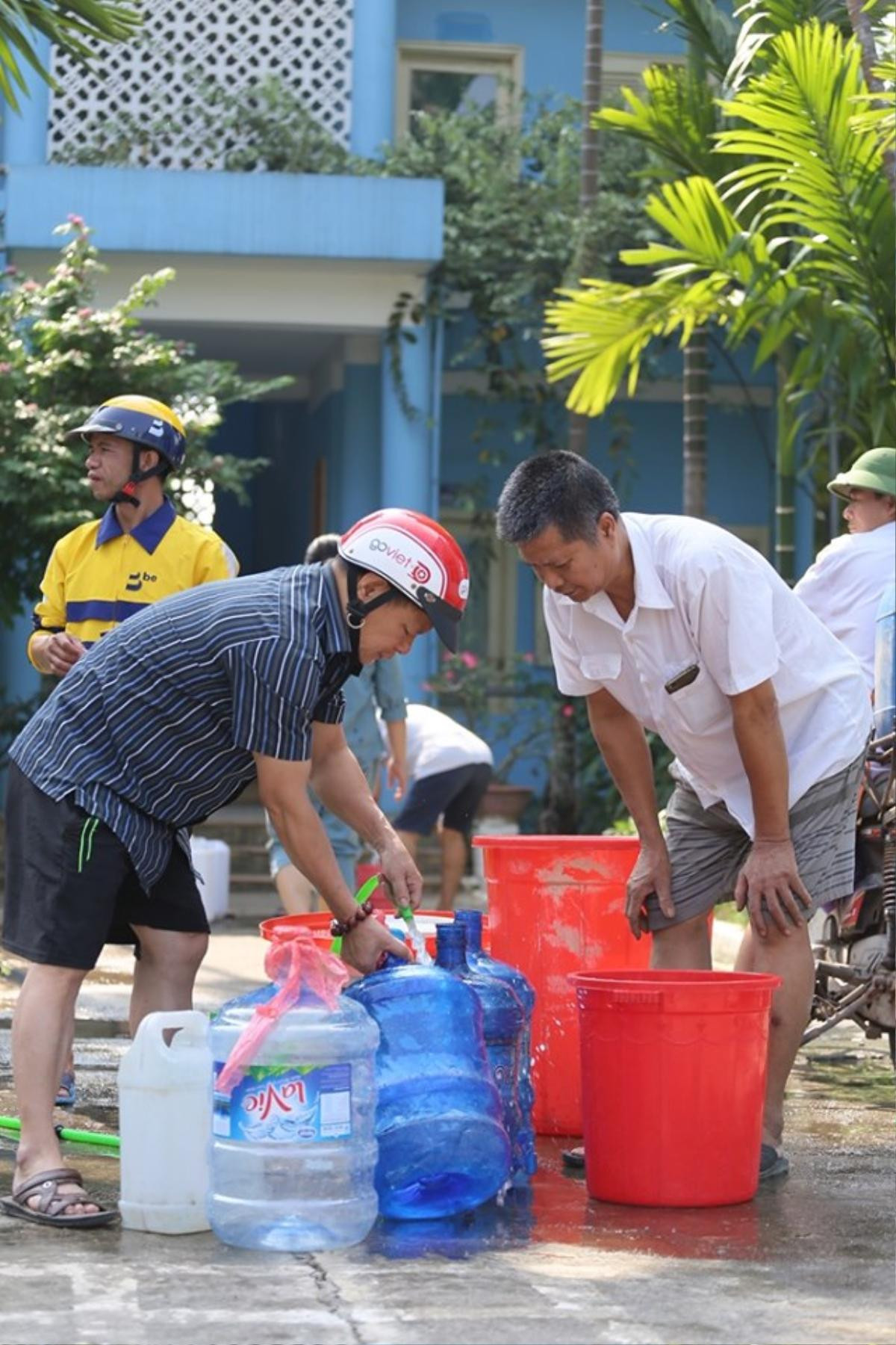 Thủ tướng chỉ đạo Bộ Công an khẩn trương điều tra vụ ô nhiễm nước sông Đà, xử lý nghiêm hành vi vi phạm Ảnh 6