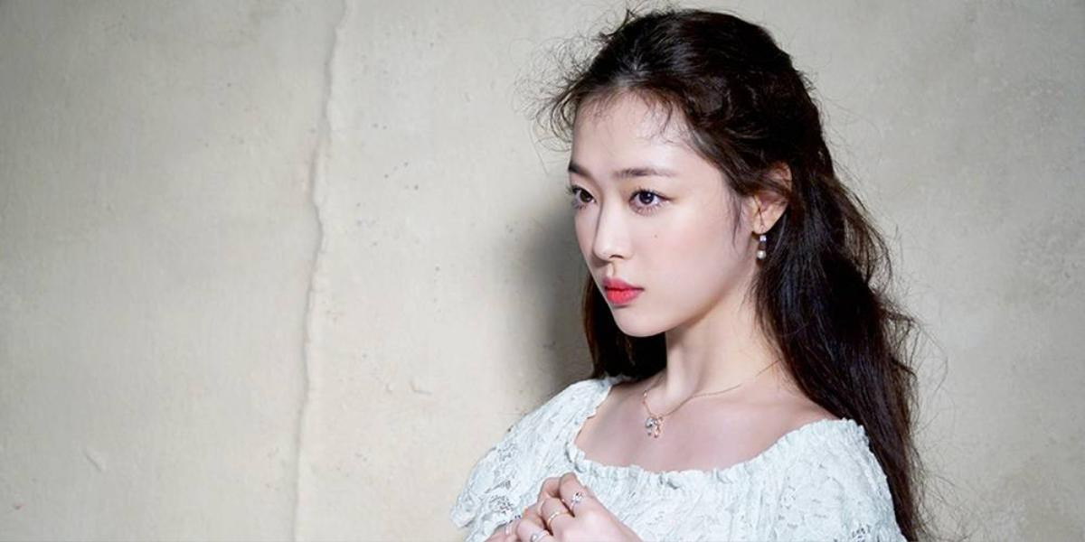 Dana (The Grace) gửi lời nhắn tiễn đưa Sulli:'Chị mong em có thể luôn cười tươi và hạnh phúc' Ảnh 3