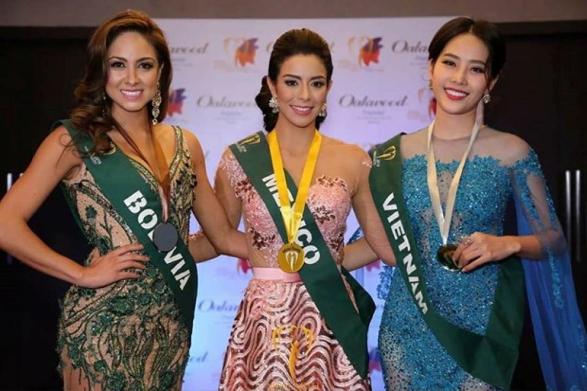 Hoàng Hạnh 'trắng tay' tại phần thi trang phục dạ hội Miss Earth 2019 Ảnh 7