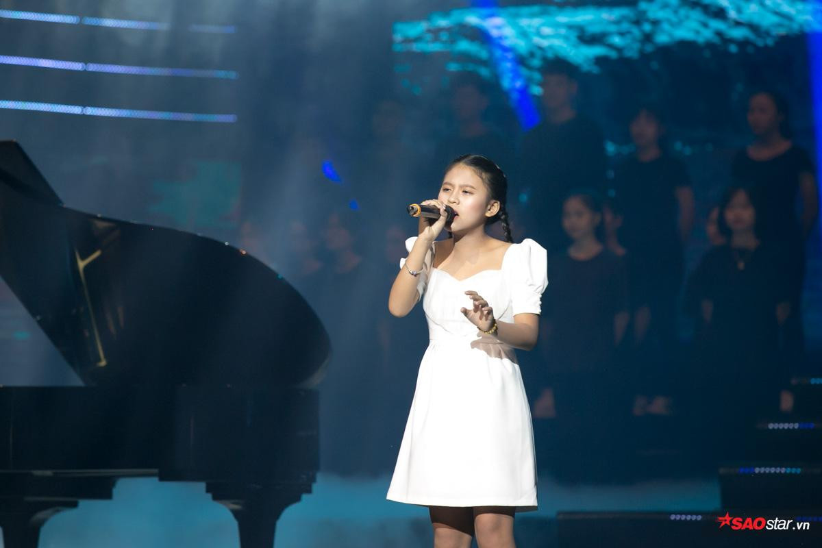 HLV Dương Khắc Linh - Phạm Quỳnh Anh - Dương Cầm cùng dàn thí sinh 'The Voice Kids 2019' hội ngộ trên sân khấu đêm nhạc ý nghĩa tại Hà Thành Ảnh 2