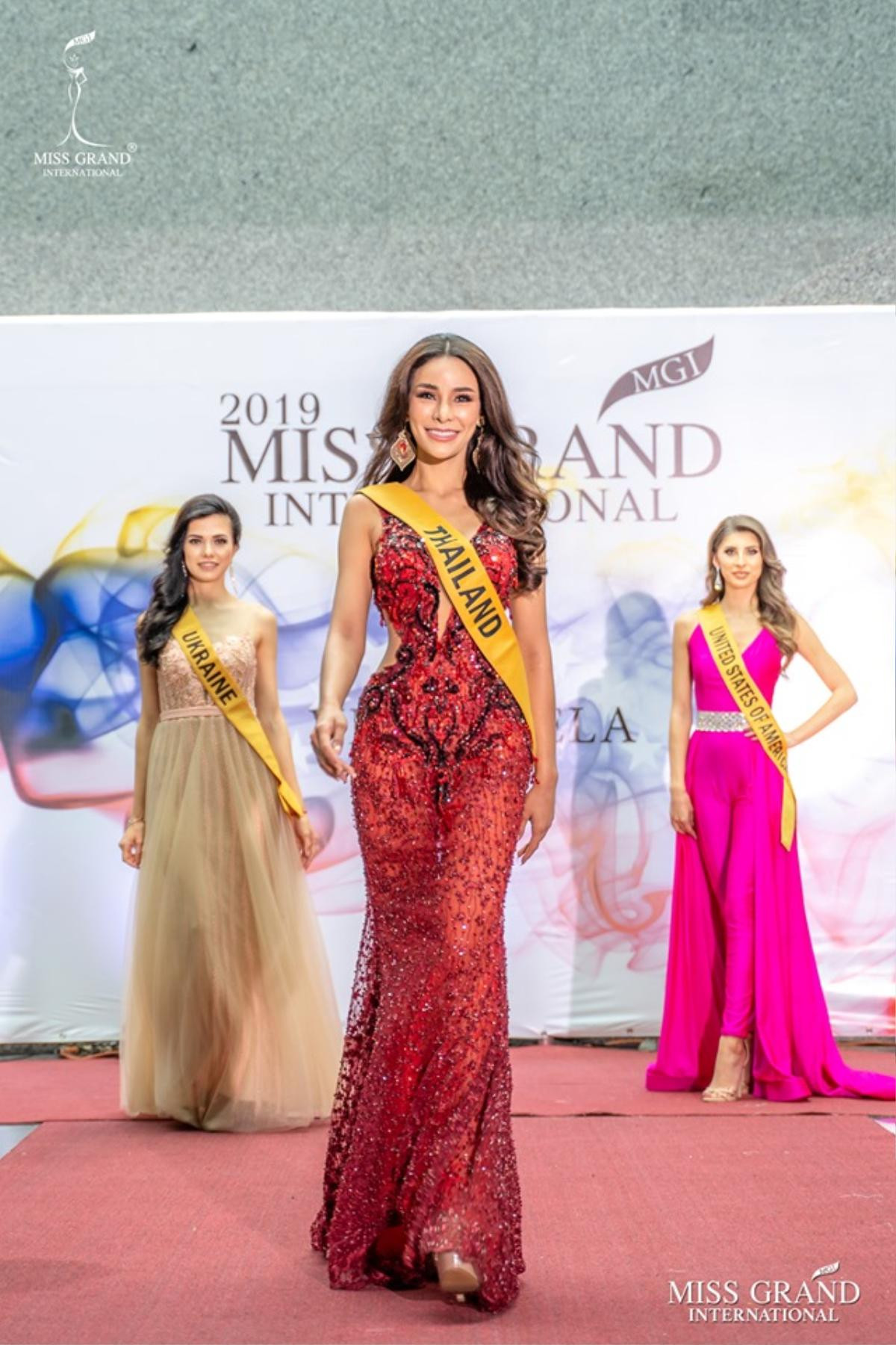 Top 10 chiến binh khủng, Kiều Loan không phải dạng vừa trước bán kết Miss Grand International Ảnh 10