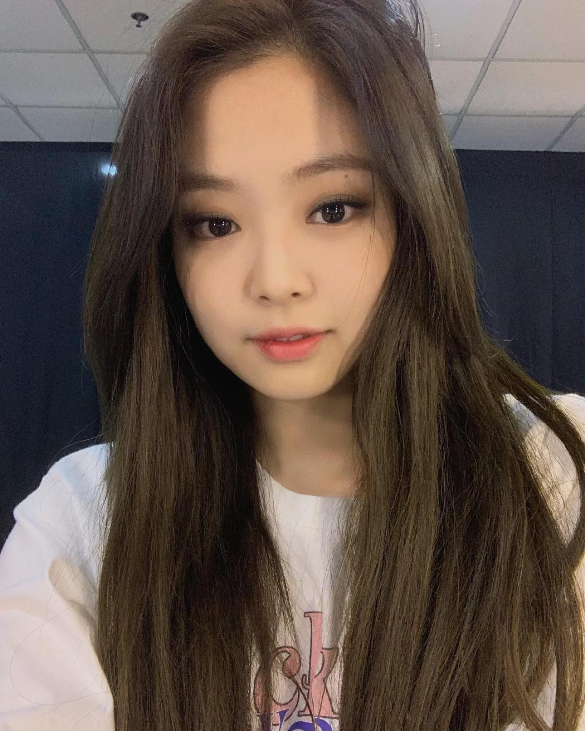 Jennie (BlackPink) vô cớ trở thành mục tiêu chỉ trích sau sự ra đi của Sulli, netizen bất bình lên tiếng Ảnh 5