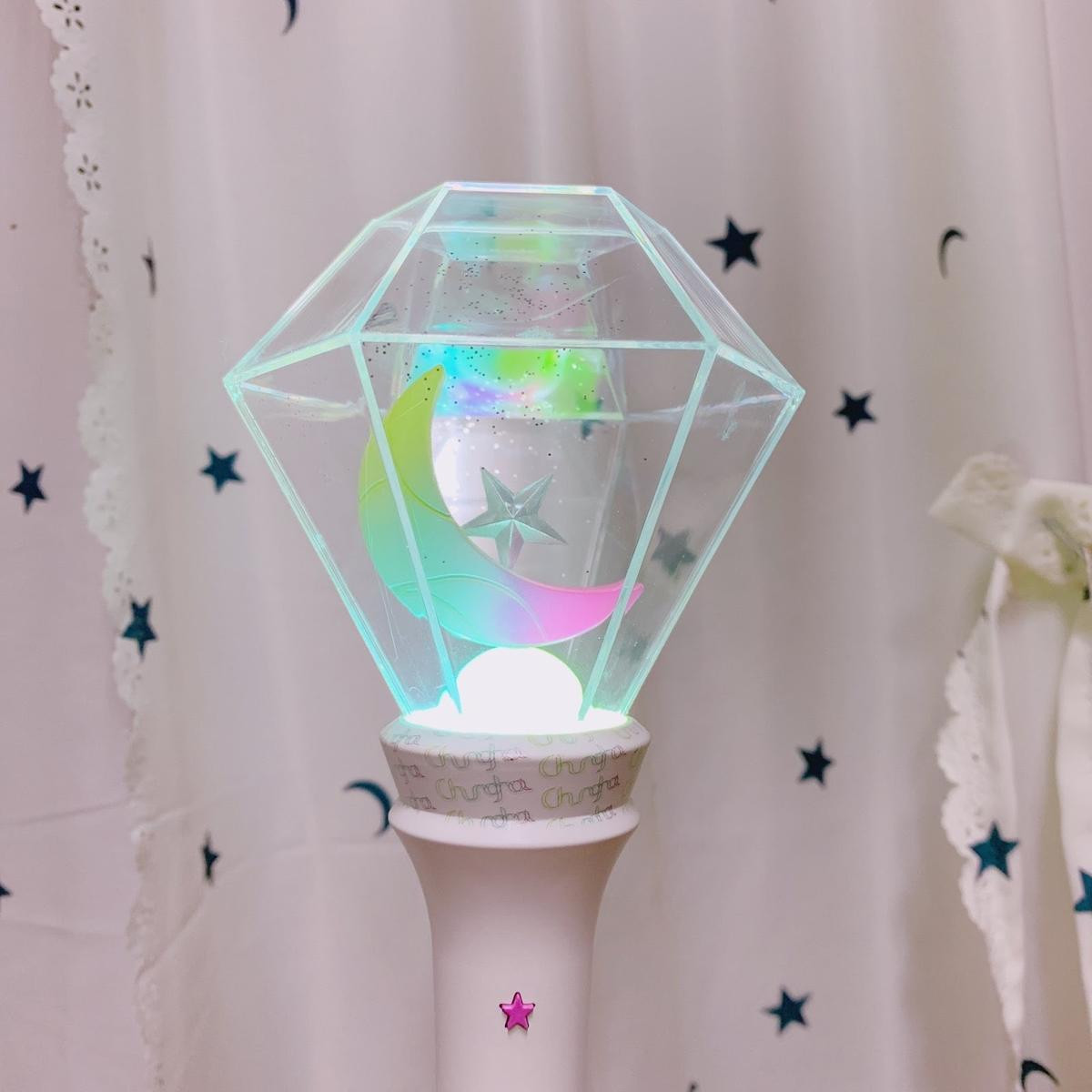 Ngắm 'sương sương' 10 chiếc lighstick 'sáng mặt ăn tiền' của 10 nhóm nhạc K-Pop Ảnh 8