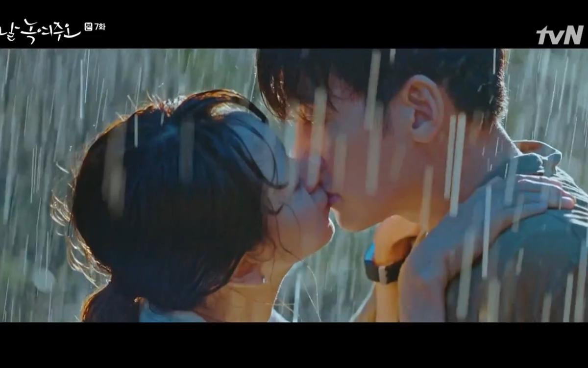 Phim 'Melting Me Softly' tập 7: Won Jin Ah chủ động cưỡng hôn Ji Chang Wook, bắt đầu quan hệ yêu đương? Ảnh 17