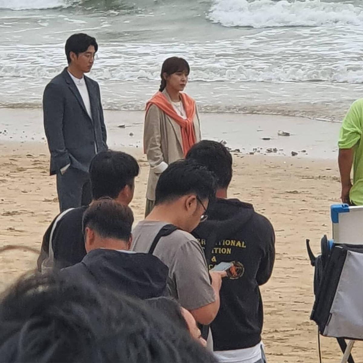 Ha Ji Won và Yoon Kye Sang dạt dào cảm xúc trong phim mới: Chuyện tình gây sốt cuối năm 2019! Ảnh 1