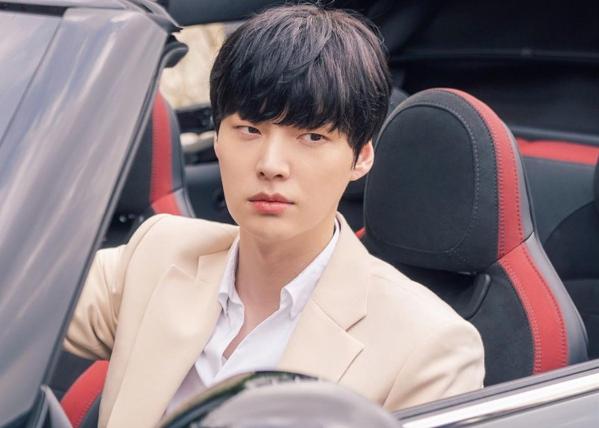 Ahn Jae Hyun bỏ theo dõi Goo Hye Sun, xóa sạch ảnh trên Instagram Ảnh 1