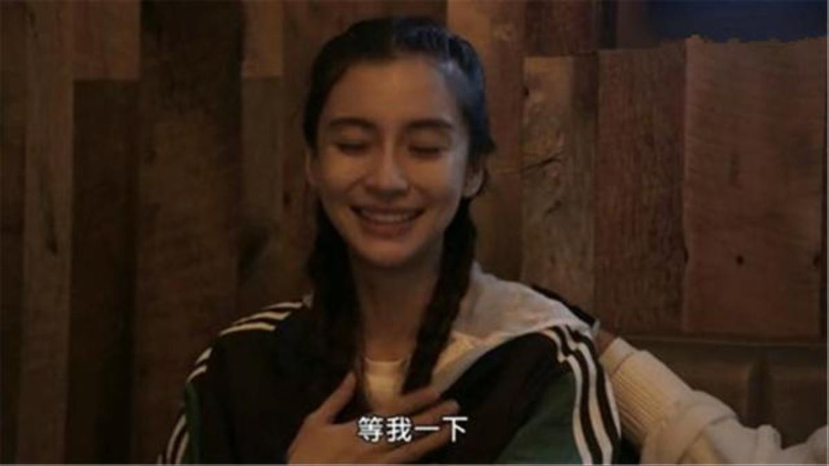 Angelababy rơi lệ khi nhắc đến bà ngoại, mong muốn được khán giả công nhận qua tác phẩm phim ảnh Ảnh 3