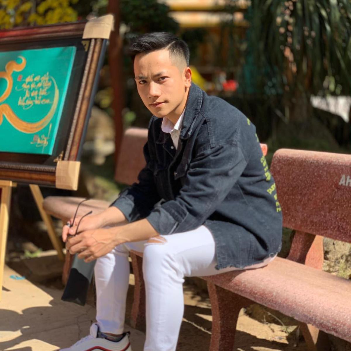 Dàn hotboy Đà Lạt: Người là fashionista đình đám, người được lên báo Thái vì vẻ ngoài điển trai Ảnh 9