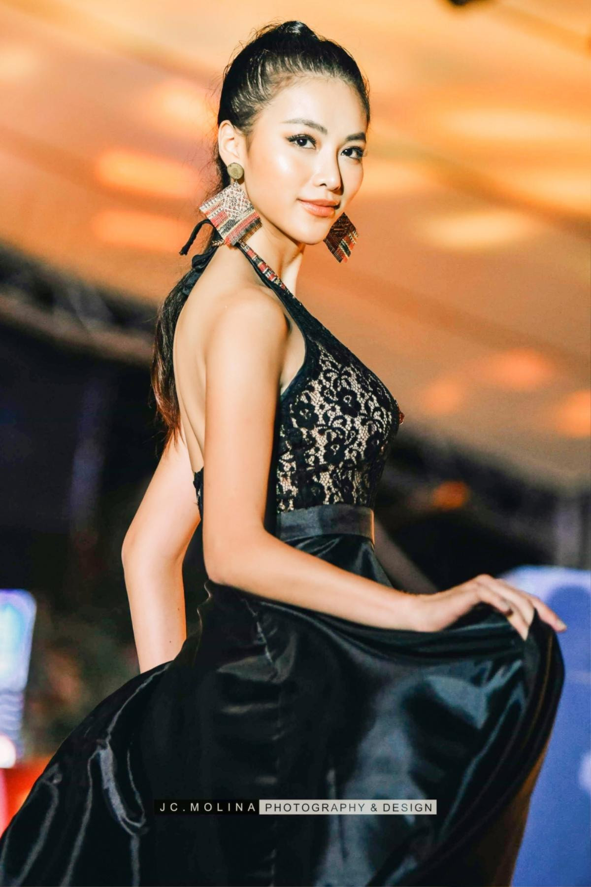 Phương Khánh catwalk thần thái giữa dàn người đẹp Miss Earth trước khi chuyển giao quyền lực Ảnh 6