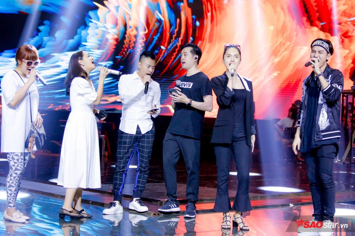 6 HLV The Voice Kids 2019 lần đầu hòa giọng 'siêu đỉnh': Siêu phẩm Chung kết là đây? Ảnh 2