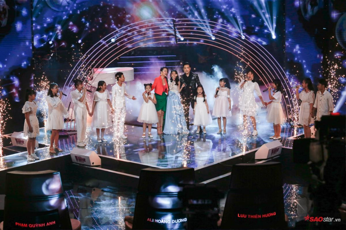 TOP 5 khoảnh khắc đẹp nhất và đầy cảm xúc làm nên đêm Chung kết - The Voice Kids 2019 hoành tráng Ảnh 12