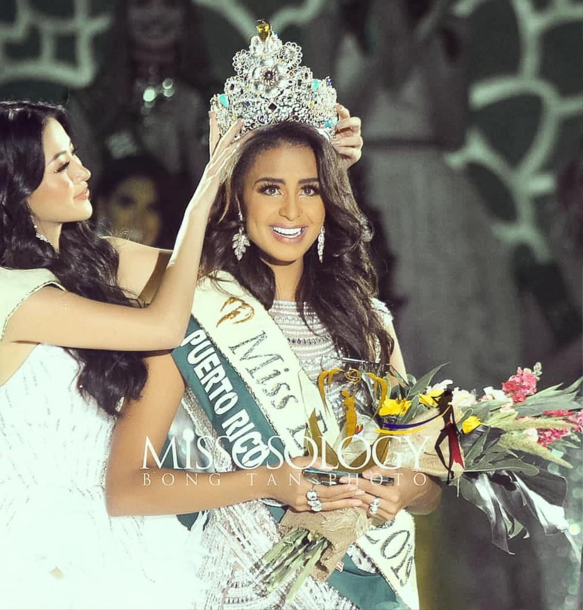 'Lịm tim' với loạt ảnh ngày cuối nhiệm kỳ của Miss Earth - Phương Khánh: Rạng rỡ và đáng tự hào Ảnh 6