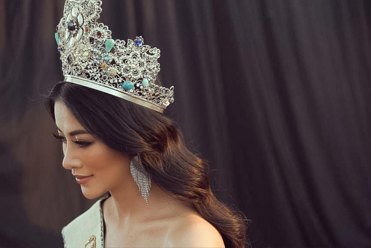 'Lịm tim' với loạt ảnh ngày cuối nhiệm kỳ của Miss Earth - Phương Khánh: Rạng rỡ và đáng tự hào Ảnh 4