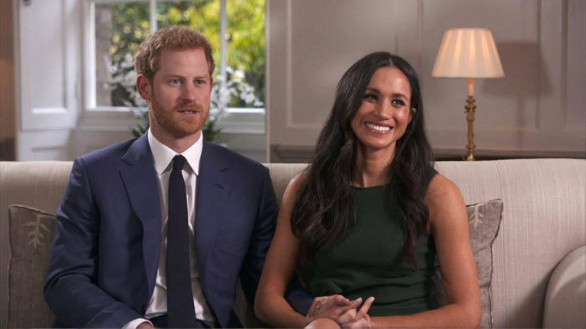 Hóa ra công nương Meghan Markle cũng là ‘thánh tiết kiệm’ xài lại quần áo Ảnh 3